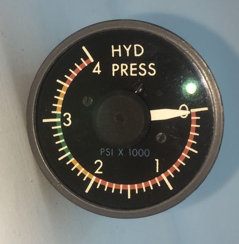 Hydraulic Pressure Gauge. (Boeing)