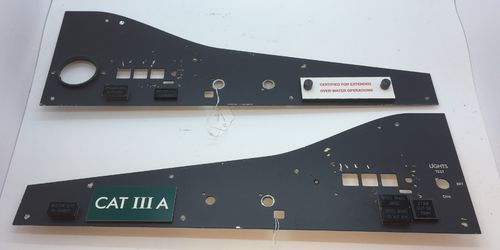 Upper main instrument panel sections (B737)